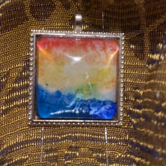 PRIDE COLLECTION alcohol ink Pendant Art in silvertone & covered w domed Glass - Picture 3 of 4